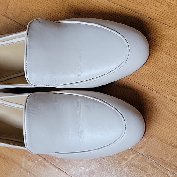Michael Kors White Loafers with Gold Heel - Picture 8 of 8